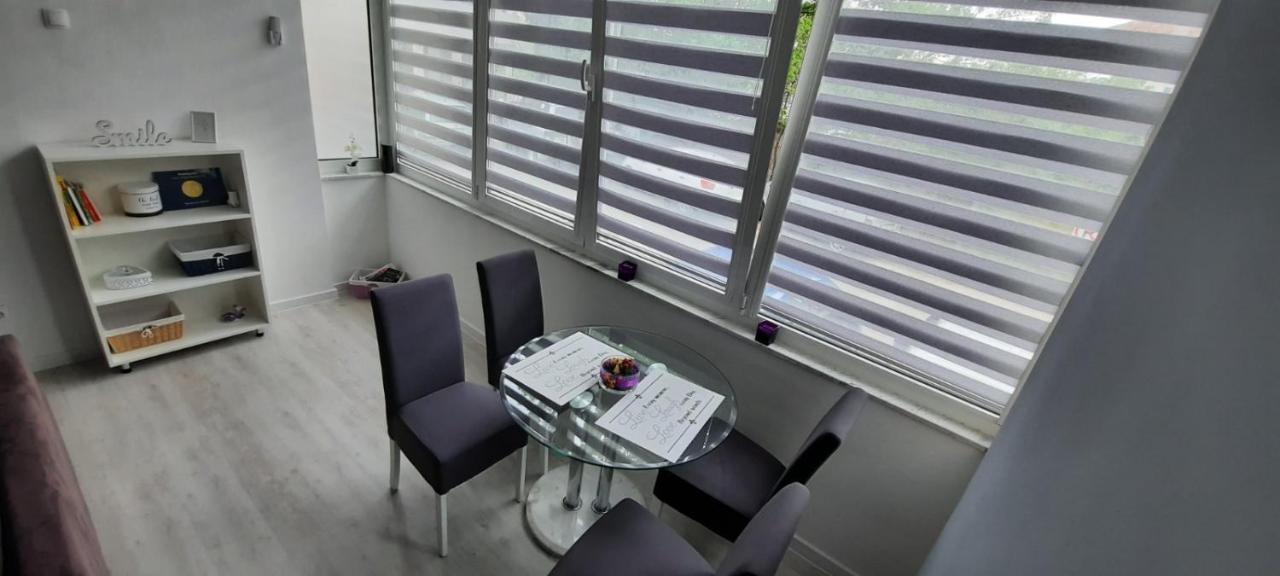 דירות מוסטר Apartman Nana מראה חיצוני תמונה